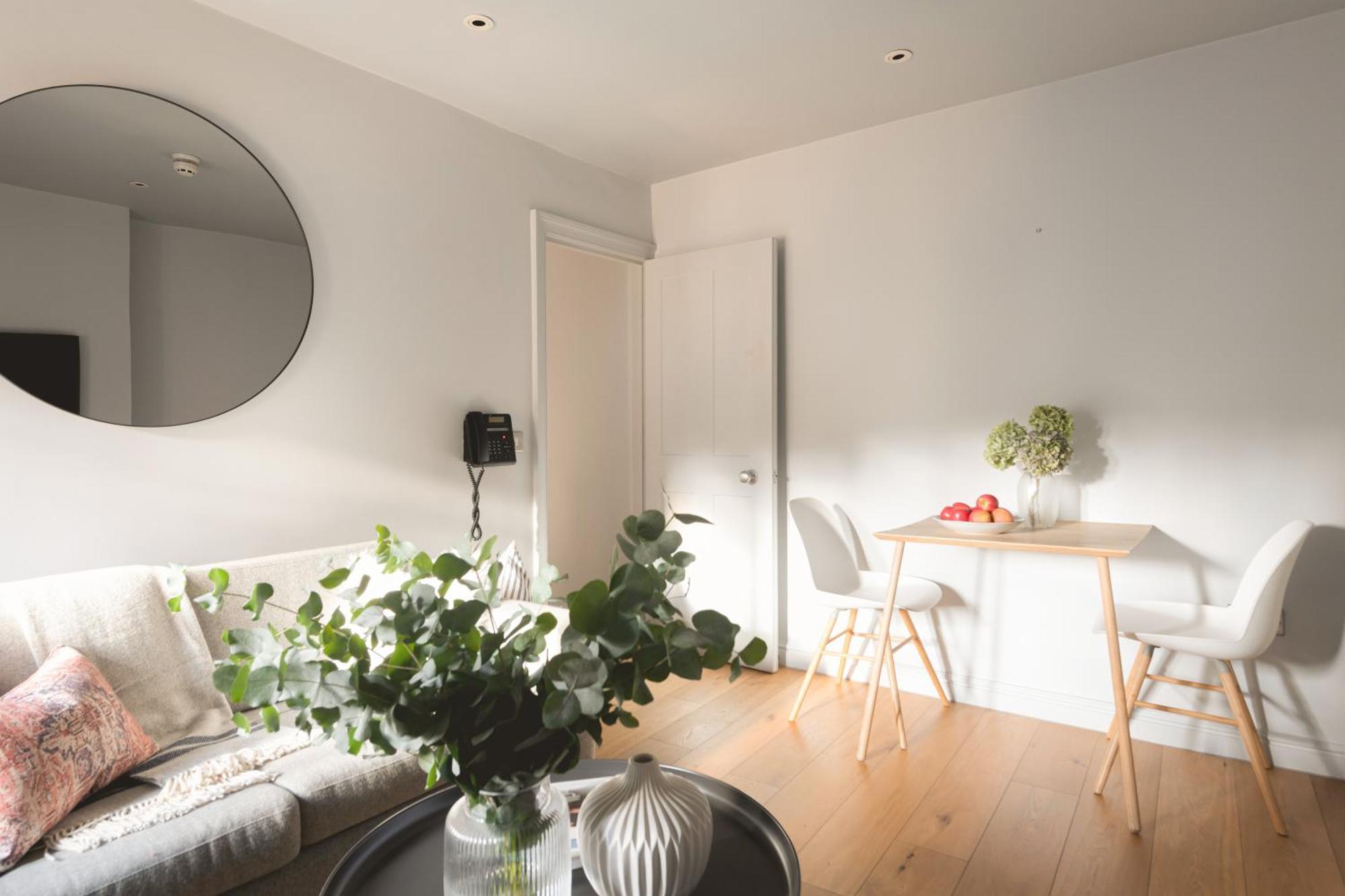 St Catherine's Hospital - Curated Appartamento *